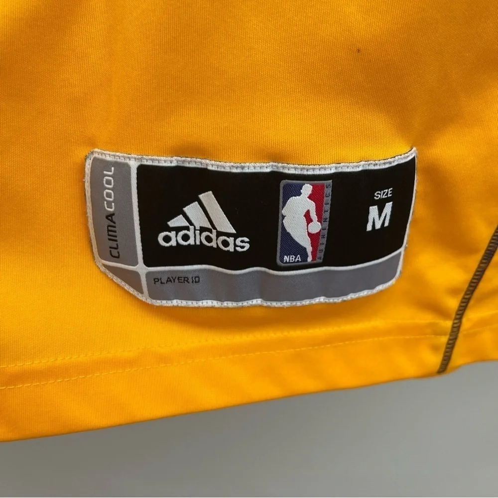 AG:  Adidas Climacool Indiana Pacers Shirt Men’s Size M Long Sleeves Yellow